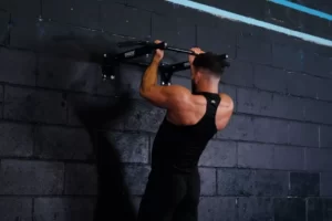7 Top Workouts With Pull Up Bar